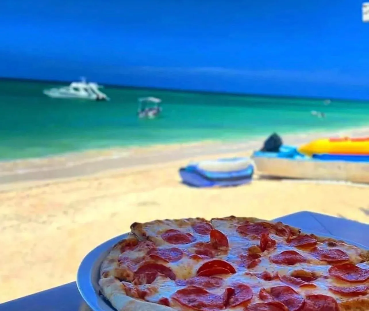 Vacation Studios With Rooftop Pool, Beach Club, Restaurants - Playa Los Corales Punta Cana