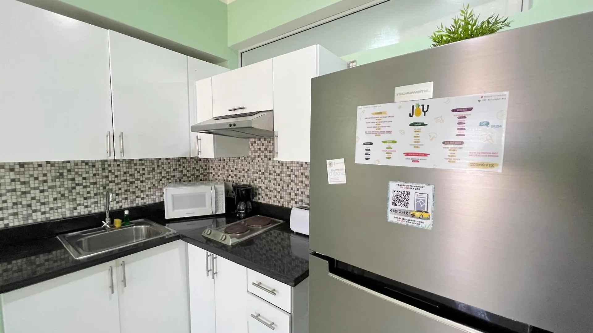 Vacation Studios With Rooftop Pool, Beach Club, Restaurants - Playa Los Corales Punta Cana Hotel