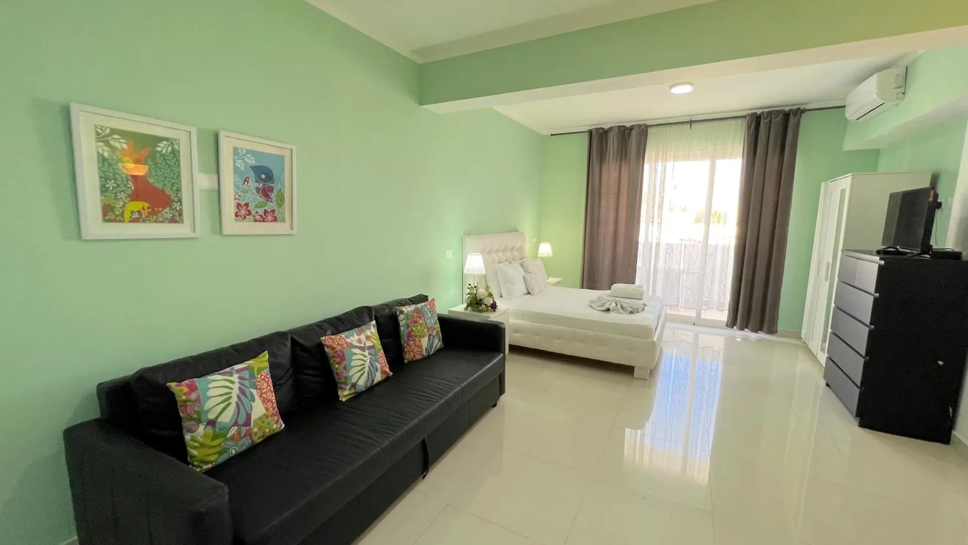 ***** Hotel Vacation Studios With Rooftop Pool, Beach Club, Restaurants - Playa Los Corales Punta Cana República Dominicana