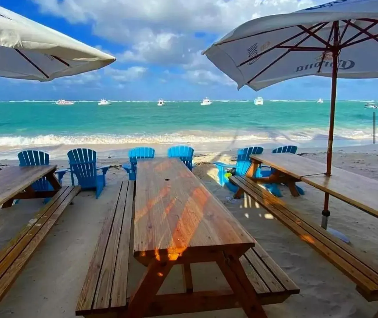 Hotel Vacation Studios With Rooftop Pool, Beach Club, Restaurants - Playa Los Corales Punta Cana